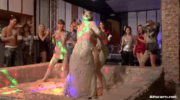 Alex Roars Her Way Through This Mud Battle! Screencap 63 on sinx.preview.netperv.com