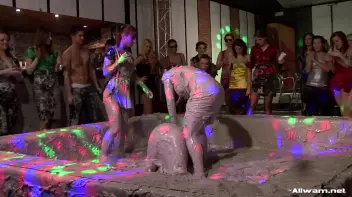 Alex Roars Her Way Through This Mud Battle! Screencap 64 on sinx.preview.netperv.com