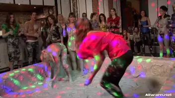 Alex Roars Her Way Through This Mud Battle! Screencap 7 on sinx.preview.netperv.com