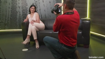 Model Gets Her Fully Clothed 15 Minutes of Casting Couch Fame Screencap 10 on sinx.preview.netperv.com