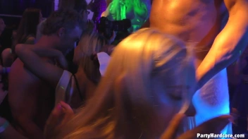 Party Hardcore Gone Crazy Vol. 42 Single Cut: Part 7 - Cam 4 Screencap 85 on sinx.preview.netperv.com