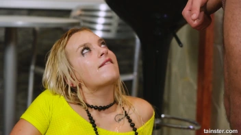 Golden Shower That Lovely Yellow Flower! Screencap 116 on sinx.preview.netperv.com