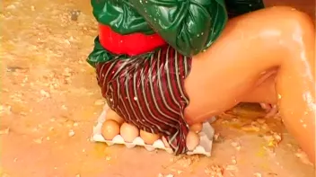 Egg War! Screencap 100 on sinx.preview.netperv.com