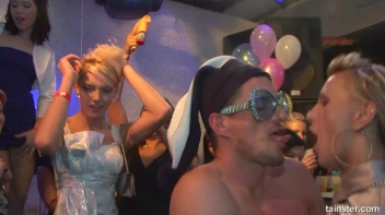 Welcome To The Mad House Part 1 - Cam 2 Screencap 55 on sinx.preview.netperv.com