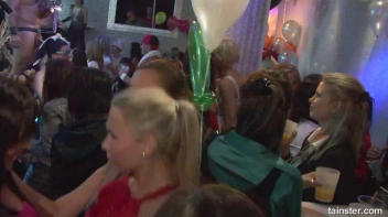 Welcome To The Mad House Part 1 - Cam 2 Screencap 75 on sinx.preview.netperv.com