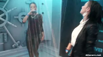 Wet Dancing For The Fans Screencap 9 on sinx.preview.netperv.com