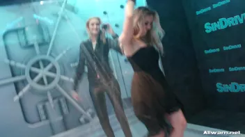 Wet Dancing For The Fans Screencap 45 on sinx.preview.netperv.com