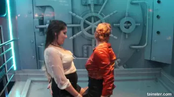 Soaking wet babes shaking their booties Screencap 27 on sinx.preview.netperv.com