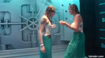 Teasing babes getting dripping wet Screencap 68 on sinx.preview.netperv.com