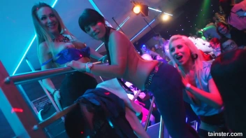Lezzies - The Femme Fest Part 2 - Cam 3 Screencap 70 on sinx.preview.netperv.com