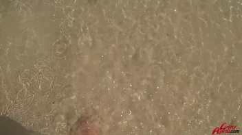 Wet And Messy Freak At The Beach Screencap 2 on sinx.preview.netperv.com