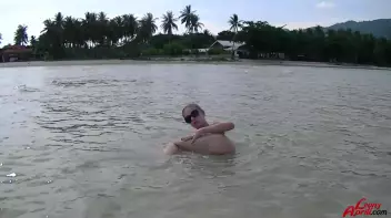 Wet And Messy Freak At The Beach Screencap 49 on sinx.preview.netperv.com