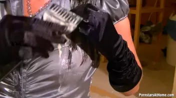 That's One Way To Dye Your Hair... Screencap 46 on sinx.preview.netperv.com