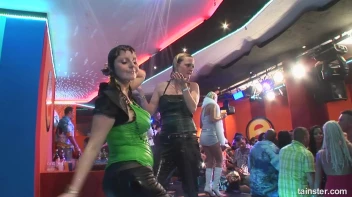 Bikini Beach Balls Part 1 - Cam 4 Screencap 94 on sinx.preview.netperv.com