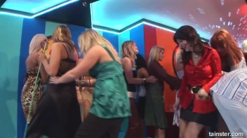 Bikini Beach Balls Part 1 - Cam 4 Screencap 24 on sinx.preview.netperv.com