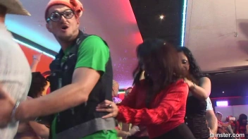 Bikini Beach Balls Part 1 - Cam 4 Screencap 26 on sinx.preview.netperv.com