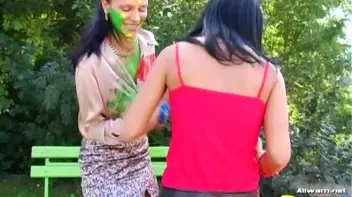 Extreme Finger Painting Goes Eurobabe Brawl Screencap 12 on sinx.preview.netperv.com