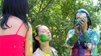 Extreme Finger Painting Goes Eurobabe Brawl Screencap 35 on sinx.preview.netperv.com