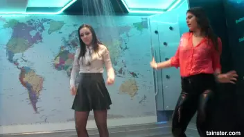 Sensual wet play with hot amateur babes Screencap 28 on sinx.preview.netperv.com