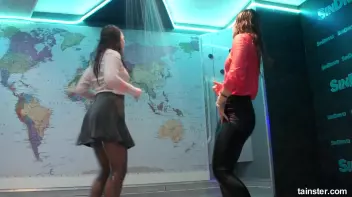 Sensual wet play with hot amateur babes Screencap 33 on sinx.preview.netperv.com