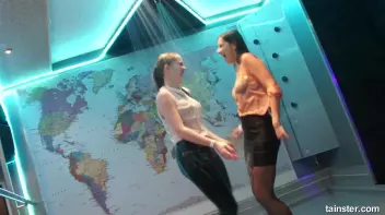 Sensual wet play with hot amateur babes Screencap 40 on sinx.preview.netperv.com