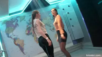 Sensual wet play with hot amateur babes Screencap 45 on sinx.preview.netperv.com