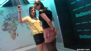 Sensual wet play with hot amateur babes Screencap 70 on sinx.preview.netperv.com