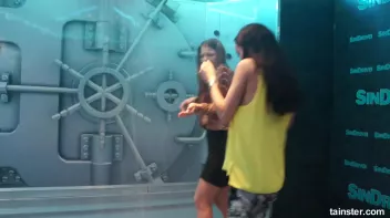 Wet amateur babes stripping down to their underwear Screencap 32 on sinx.preview.netperv.com