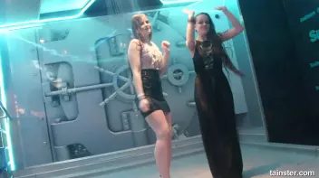 Wet amateur babes stripping down to their underwear Screencap 52 on sinx.preview.netperv.com