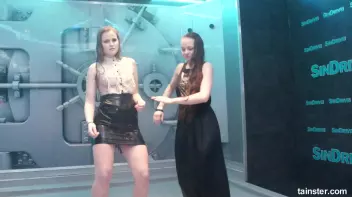 Wet amateur babes stripping down to their underwear Screencap 56 on sinx.preview.netperv.com