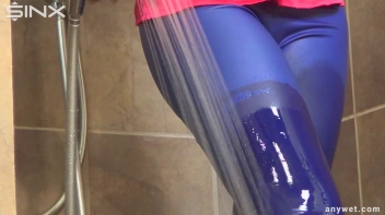 Wet And Messy From The Inside Out Screencap 18 on sinx.preview.netperv.com