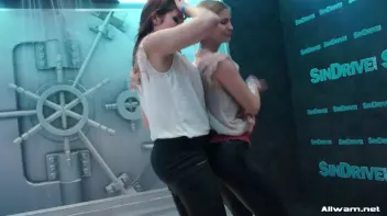 Love The Look Of That Wetlook! Screencap 25 on sinx.preview.netperv.com