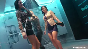 Love The Look Of That Wetlook! Screencap 50 on sinx.preview.netperv.com