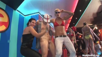 Bikini Beach Balls Part 3 - Cam 4 Screencap 87 on sinx.preview.netperv.com