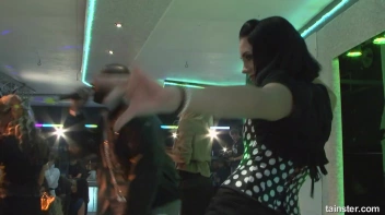 Pornstar Flirt Part 1 - Main Edit Screencap 2 on sinx.preview.netperv.com