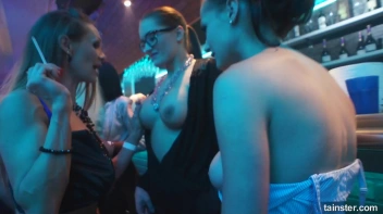 Lezzies - The Femme Fest Part 3 - Cam 1 Screencap 6 on sinx.preview.netperv.com