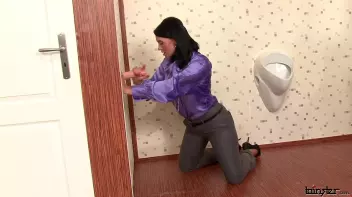 Kety's Insane Pearl Necklace Screencap 10 on sinx.preview.netperv.com