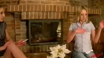 Oily Lesbo Rubdown Screencap 11 on sinx.preview.netperv.com