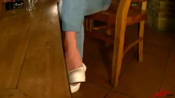 Oily Lesbo Rubdown Screencap 5 on sinx.preview.netperv.com