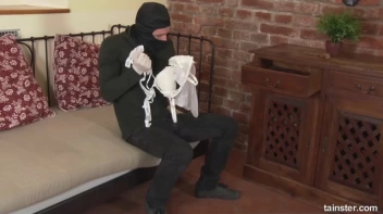 Getting Her Freak On With A Lingerie Freak Thief Screencap 13 on sinx.preview.netperv.com