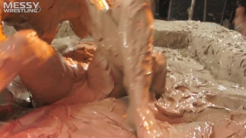 Muddy Wrestling: Raging Regina vs.The Cinnamon Buns Screencap 74 on sinx.preview.netperv.com