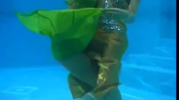 Soaking Wet Screencap 73 on sinx.preview.netperv.com