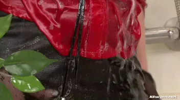 Gina's Wetlook Discipline Screencap 75 on sinx.preview.netperv.com