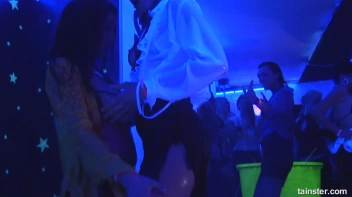 Spring Break Blow-Out Part 3 - Cam 4 Screencap 13 on sinx.preview.netperv.com