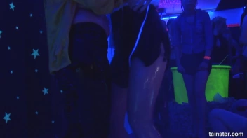 Spring Break Blow-Out Part 3 - Cam 4 Screencap 14 on sinx.preview.netperv.com