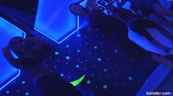 Spring Break Blow-Out Part 3 - Cam 4 Screencap 72 on sinx.preview.netperv.com