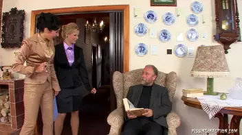 Pee Sex on a Bearskin Rug Screencap 4 on sinx.preview.netperv.com