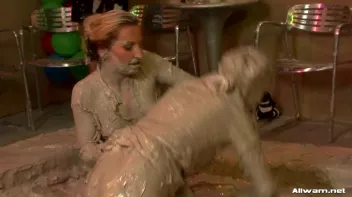 Eurobabe Battle Turns Up The Heat Screencap 37 on sinx.preview.netperv.com