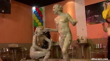 Eurobabe Battle Turns Up The Heat Screencap 71 on sinx.preview.netperv.com