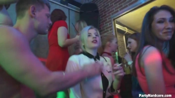 Party Hardcore Gone Crazy Vol. 35 Part 2 - Cam 3 Screencap 17 on sinx.preview.netperv.com